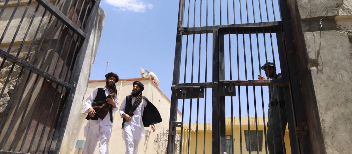 Αναστάτωση στο Αφγανιστάν: Θετικοί στον κορωνοϊό 20 αξιωματούχοι του παλατιού